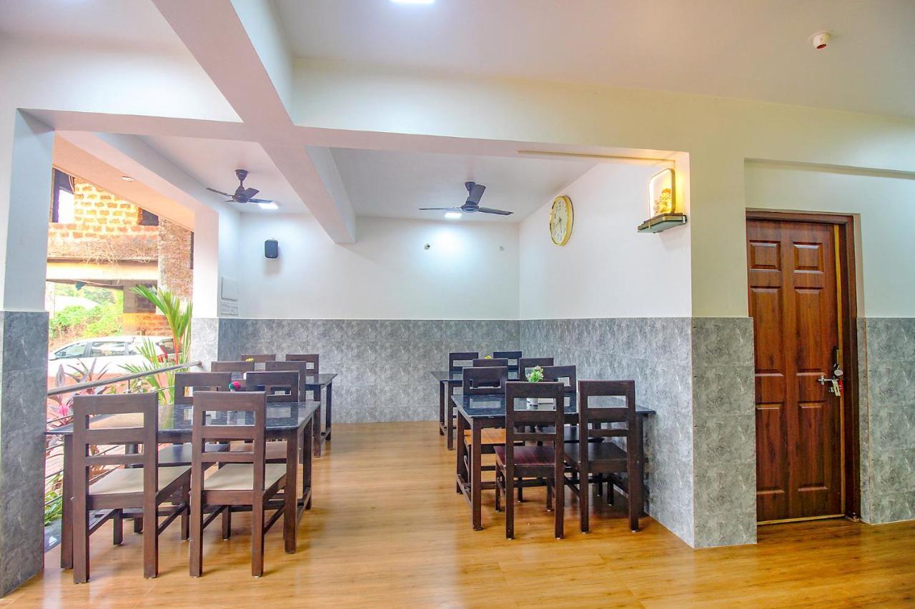 Fabescape Sk Studios With Pool & Gym, Arpora أولد غوا المظهر الخارجي الصورة